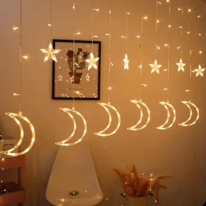 زينة رمضان وعيد مبارك على شكل قمر ونجمة