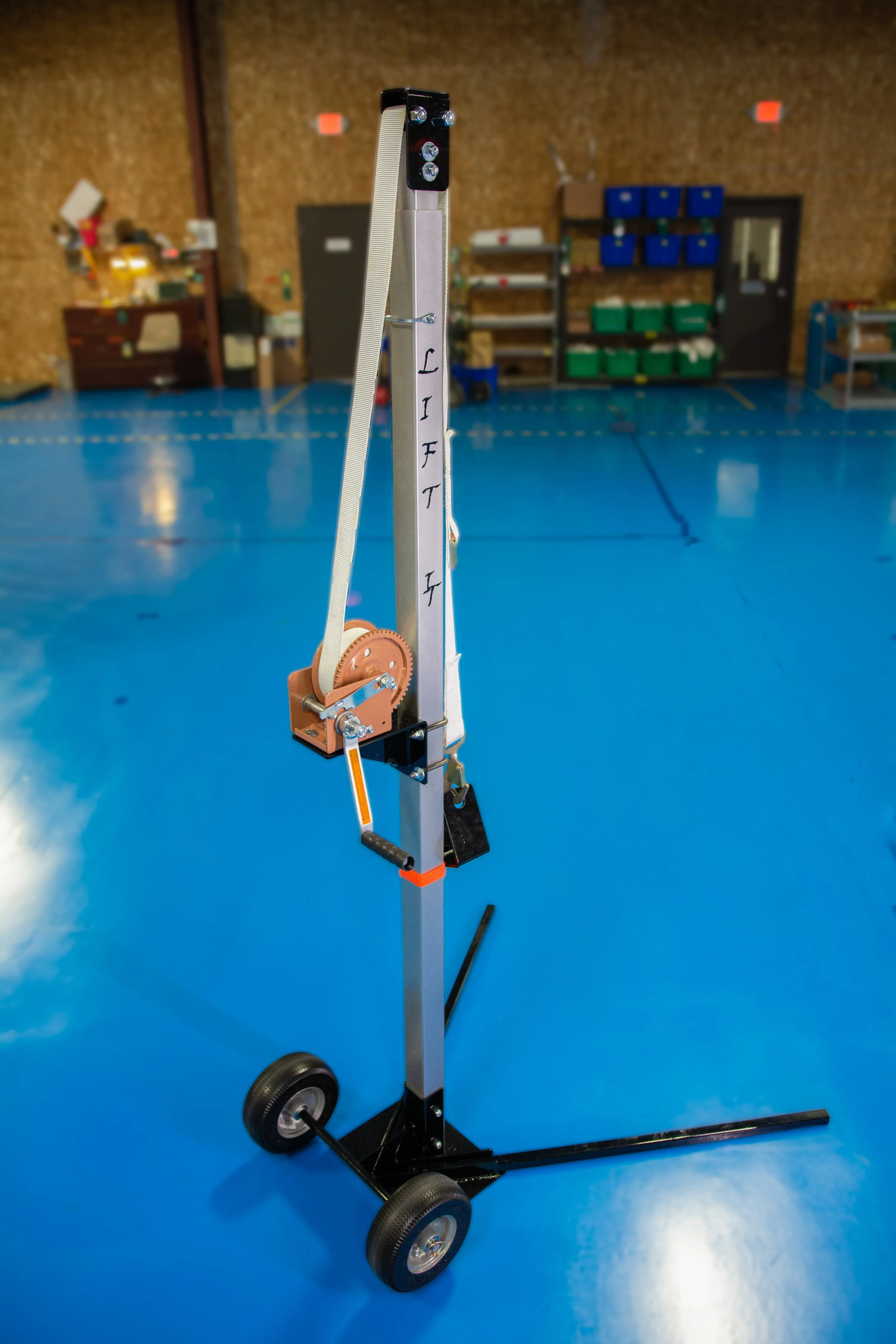 Effortlessly Set Up Your Tent with a Time-Saving Tent Jack